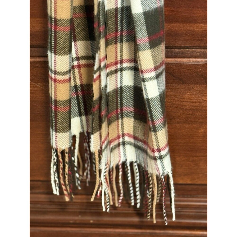 100% Cashmere Scarf Made in Scotland Classic Heritage Plaid -Amazing Condition - Picture 3 of 16